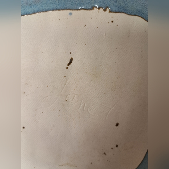 3 Ceramic Platters — Elephant Motif,  Brown Grey Glaze. - Picture 7 of 14